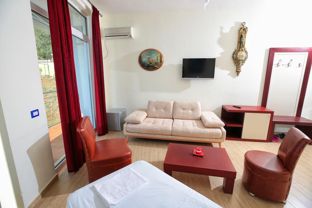 Hotel Nimfa Kanine Εξωτερικό φωτογραφία